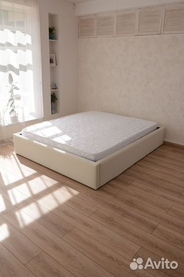 Кровать 160х200 с матрасом