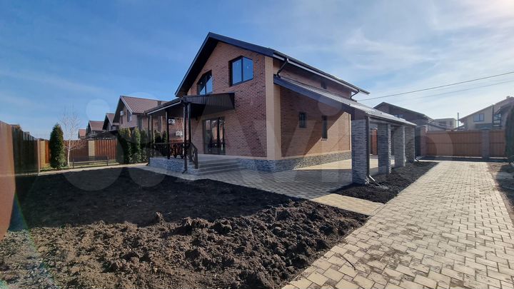 Дом 165 м² на участке 6,6 сот.