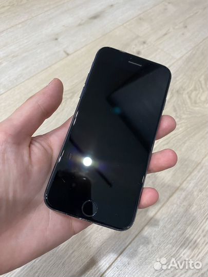 iPhone 7, 128 ГБ