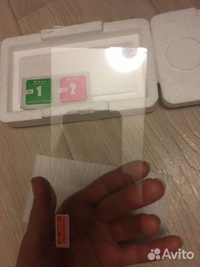 Защитное стекло на Sony xperia M5