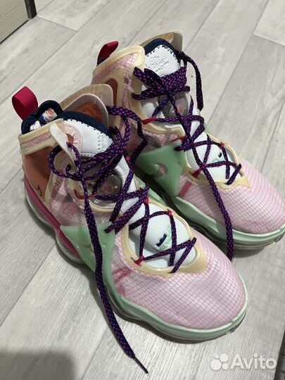 Кроссовки nike lebron19