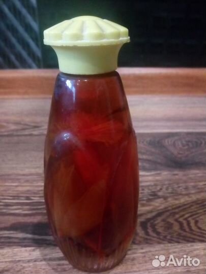 Одеколон «Гвоздика» СССР 1966 год