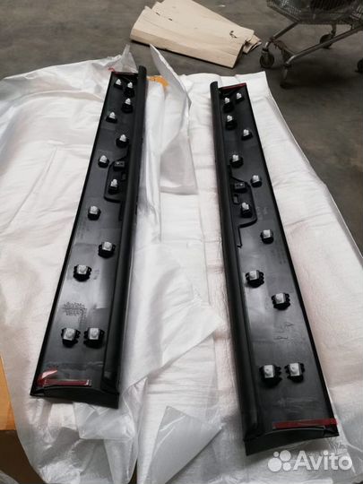 Накладки двери Honda CRV 75332T0AJ01