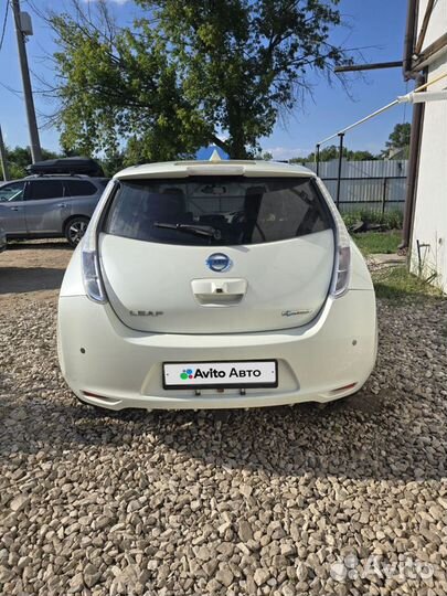 Nissan Leaf 109 л.с. AT, 2012, 140 000 км