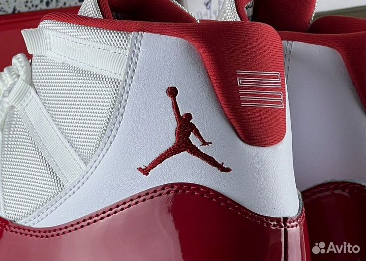 Nike Air Jordan 11 Cherry Red Оригинал