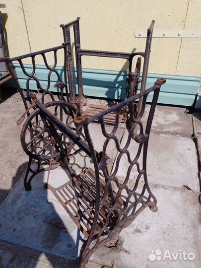 Станина от швейной машины