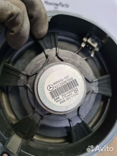 Динамик колонка двери Mercedes W212
