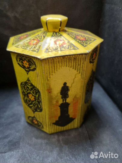 Банка чайная московский стиль