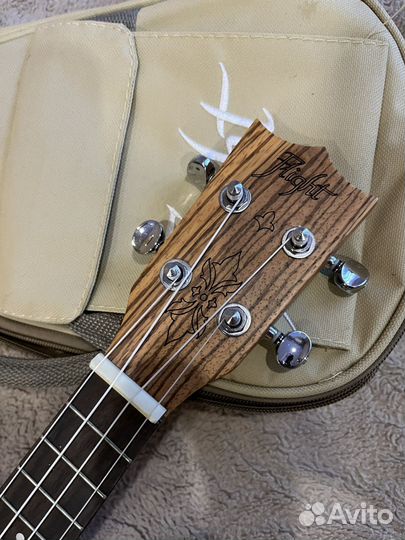 Укулеле flight сопрано DUS 320 SP/ZEB