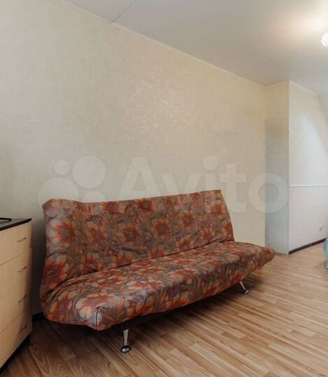 1-к. квартира, 42 м², 4/4 эт.