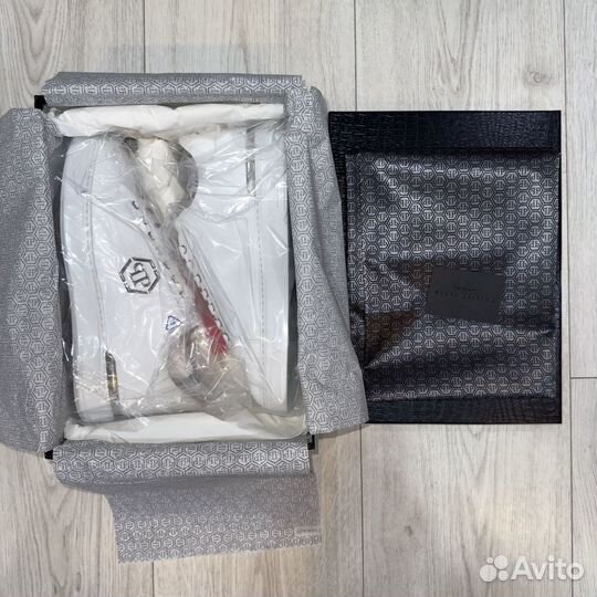 Philipp plein В наличии