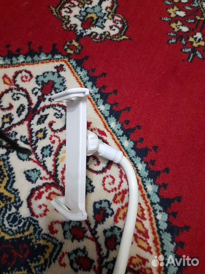 Держатель для телефона, и планшета