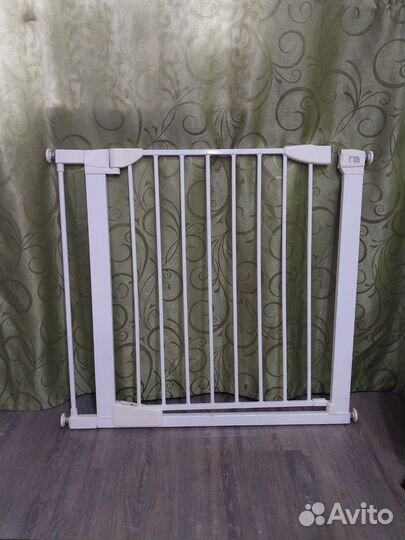 Ворота безопасности на лестницу