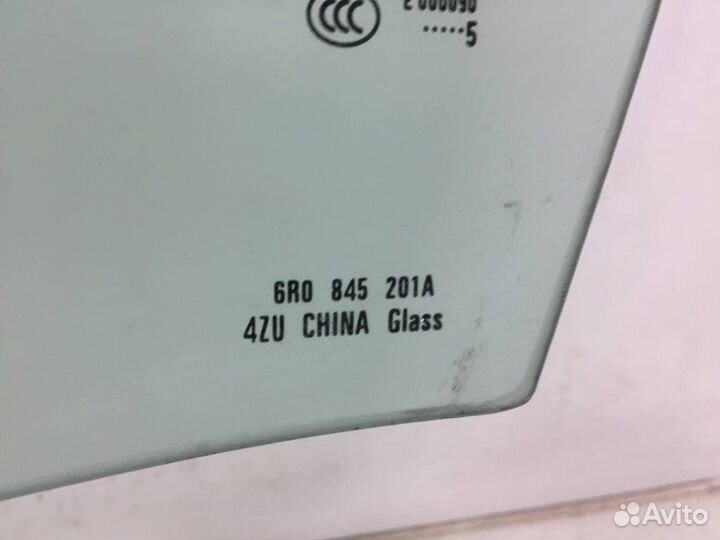 Стекло двери передней левой Volkswagen Polo HB 200