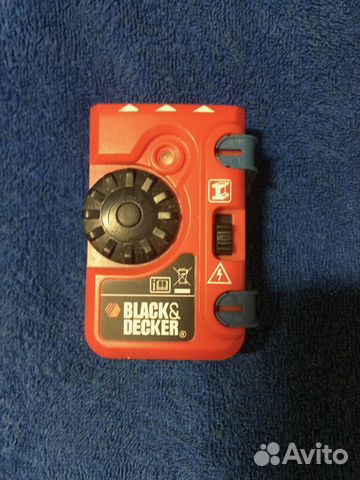 Детектор скрытой проводки и металла Black&decker