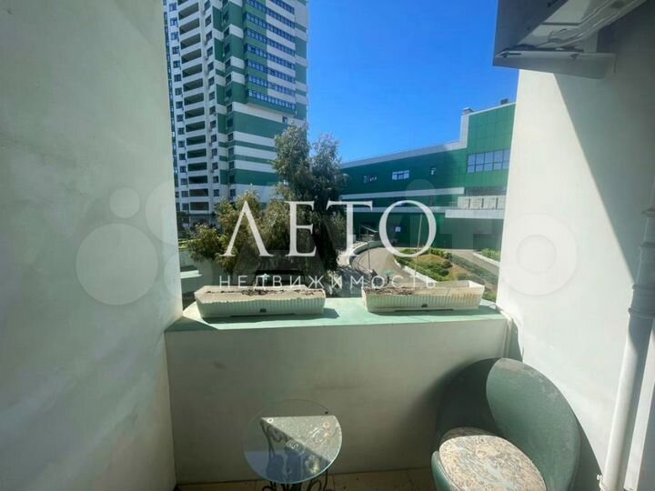 3-к. квартира, 102 м², 3/20 эт.