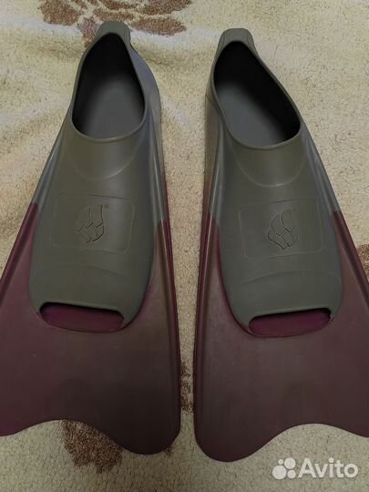 Продам ласты для плавания