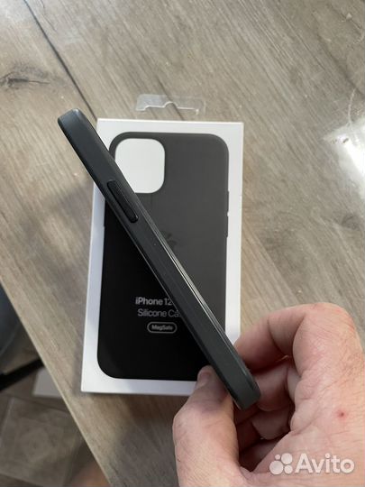 Чехол iPhone 12 mini (Silicone Case Black)