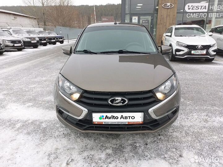 LADA Granta 1.6 МТ, 2022, 40 027 км