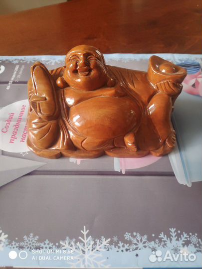 Будда хотэй - бог счастья, здоровья, удачи И весел