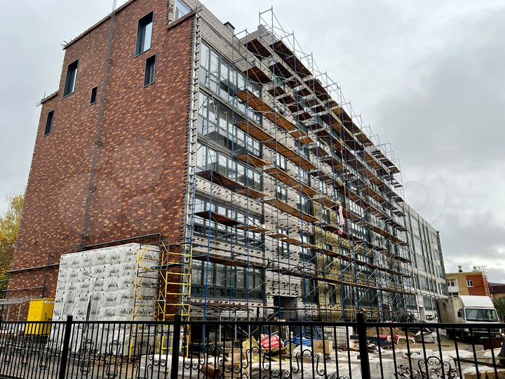 3-к. квартира, 85 м², 1/5 эт.