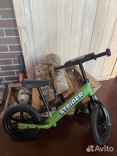 Беговел strider 12 sport