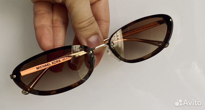 Солнцезащитные очки женские Michael Kors