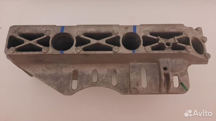 Щит топливной рампы для К4М