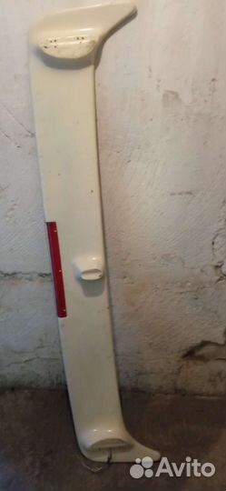 Крыло газ 24