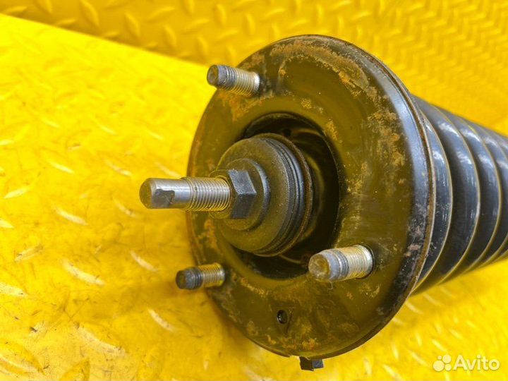 Стойка амортизатор / Пружина / Опора / Пыльник