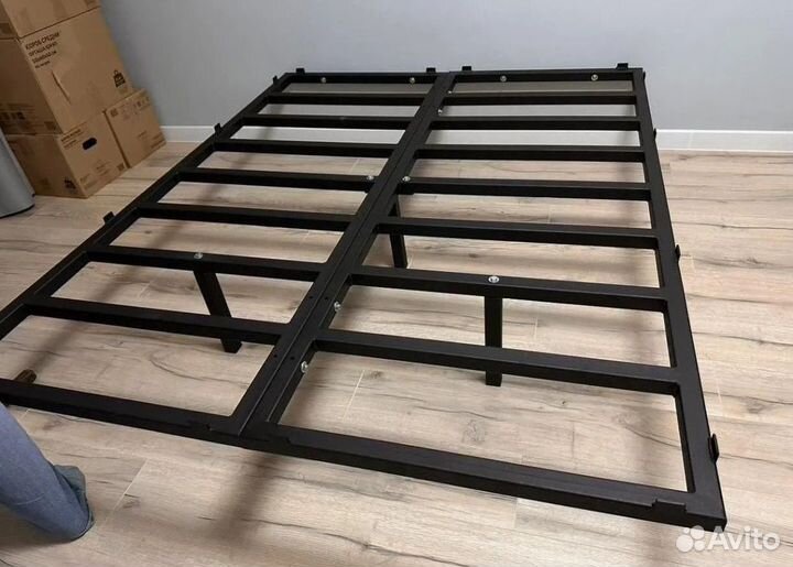 Кровать двухспальная лофт