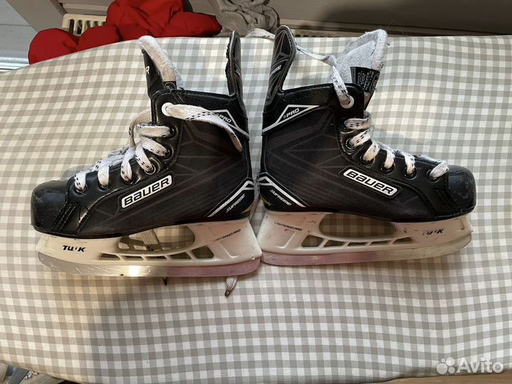 Хоккейные коньки bauer supreme pro 32 размер