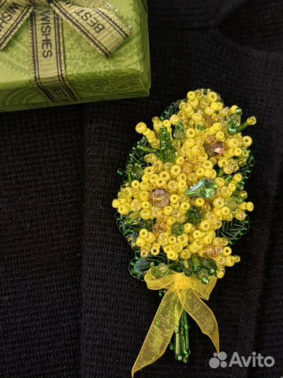 Брошь ручной работы 