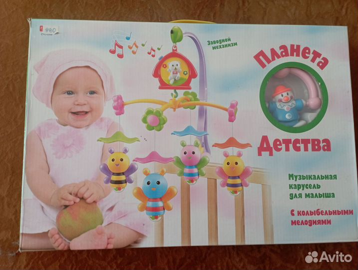 Музыкальная карусель на кроватку