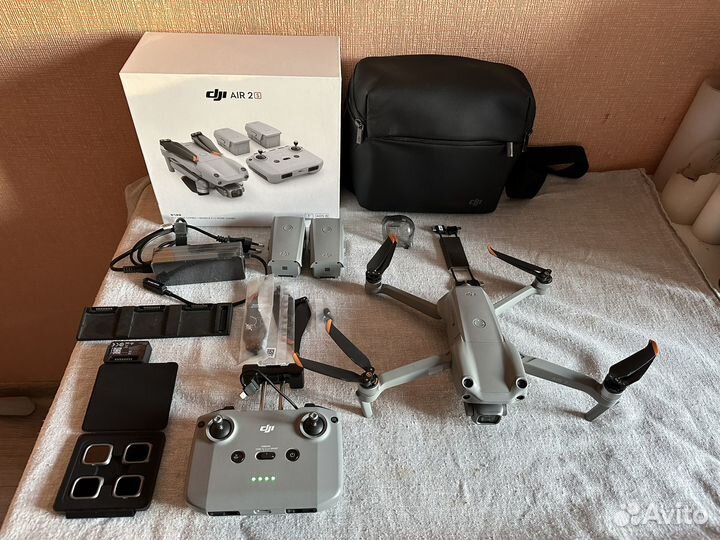 Продам DJI mavic Air 2S Fly More Combo