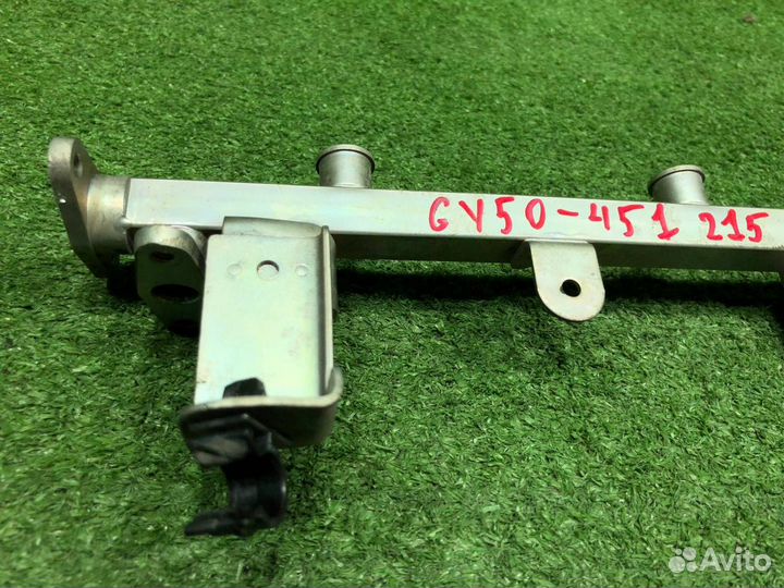 Топливная рампа правая Nissan Fuga GY50 VK45DE