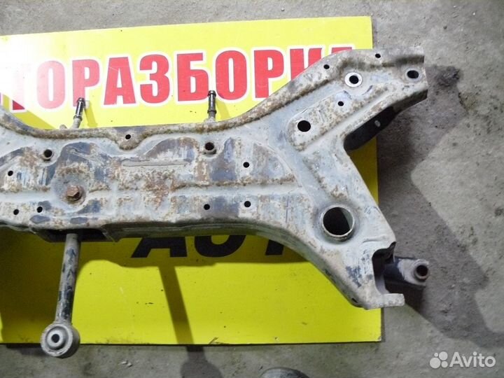 Подрамник передний для Mitsubishi Colt Z3