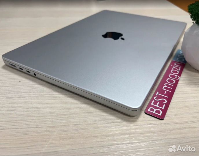 Apple MacBook Pro 16 M2 Max 38GPU 64GB 4TB Silver