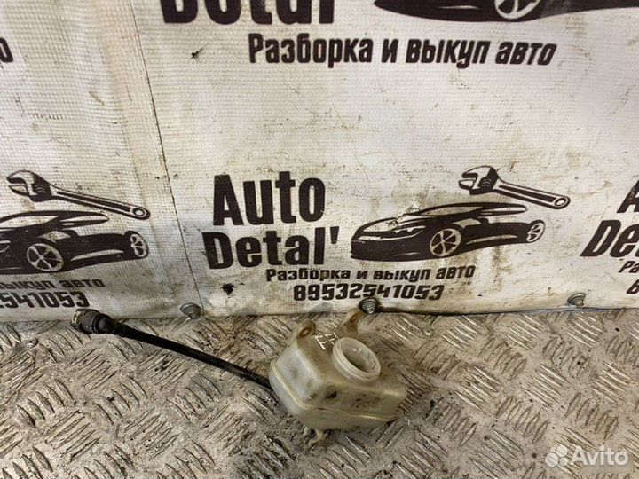 Бачок тормозного цилиндра Ford Focus