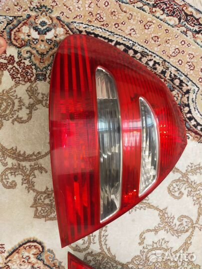 Задние стопы на 211 мерседес Пара