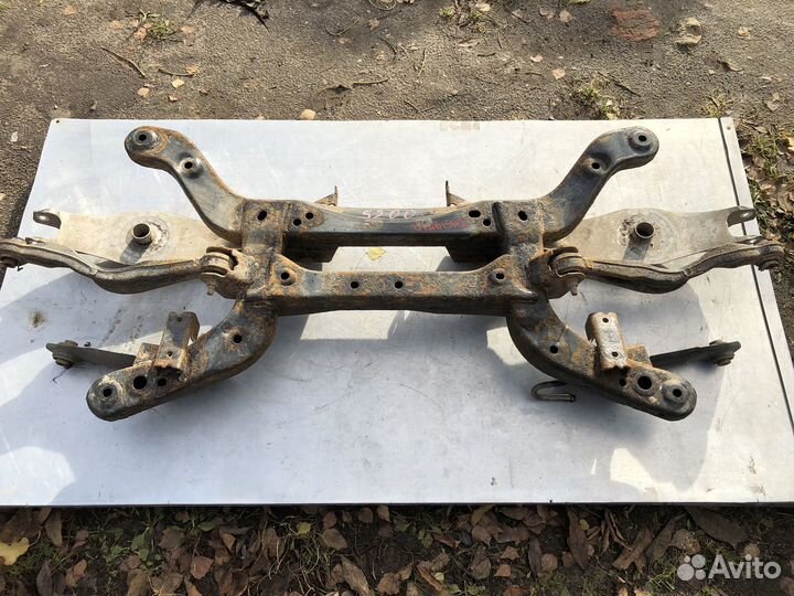 Задний подрамник Opel Insignia