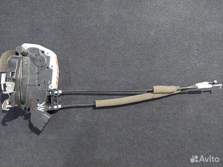 Замок двери задний правый Nissan Juke YF15 HR15