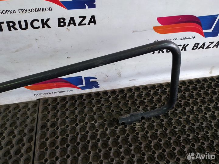 Поручень за кабиной Renault Premium