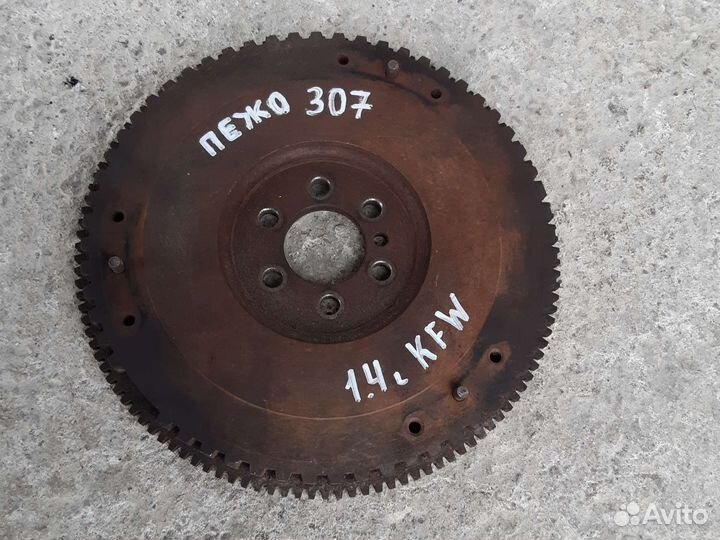Маховик Peugeot 307