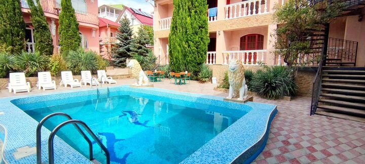 Гостиница, 1200 м²