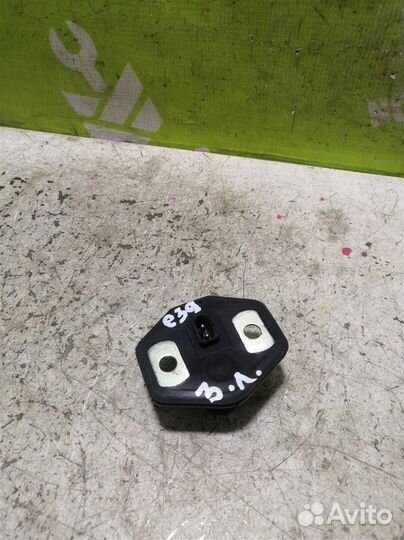 Ответная часть замка двери бмв Е39