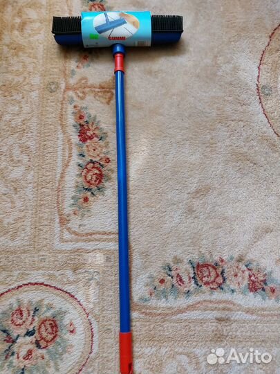 Щетка для пола резиновая