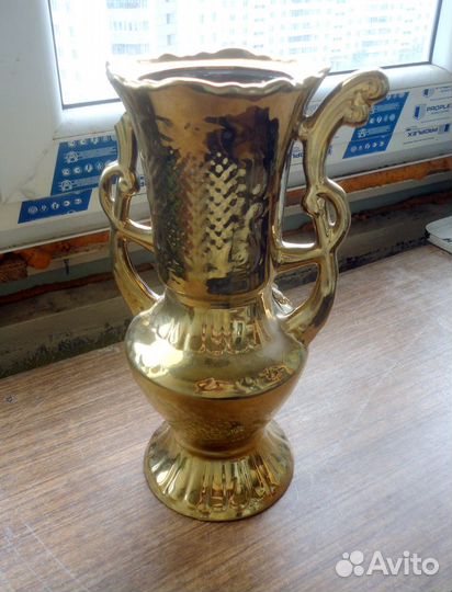 Ваза декоративная