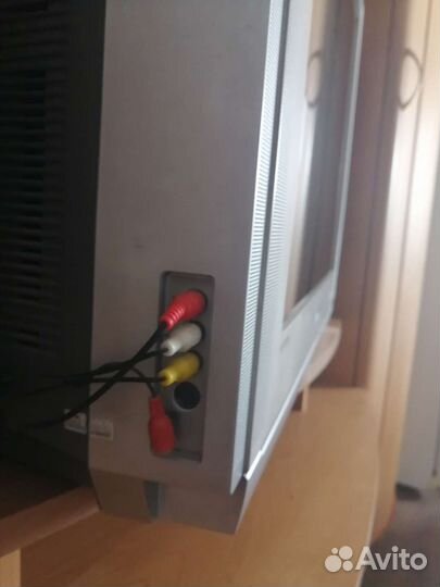 Телевизор Samsung CS-25M6SSQ