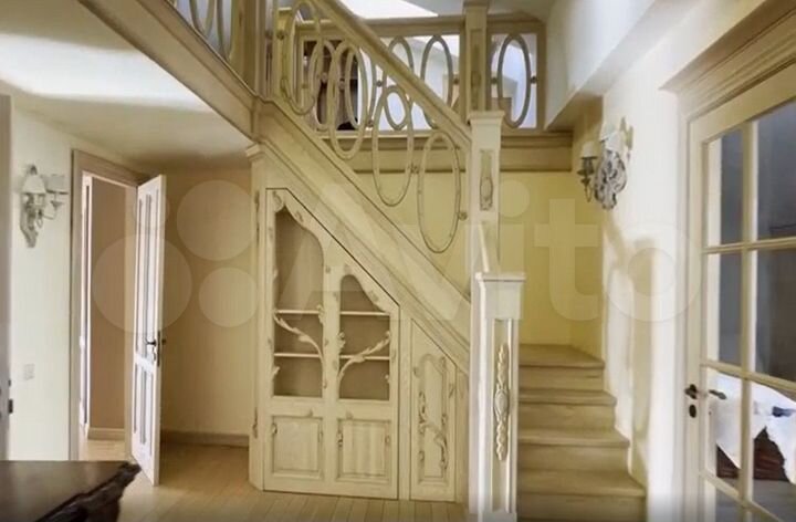 7-к. квартира, 520 м², 5/6 эт.